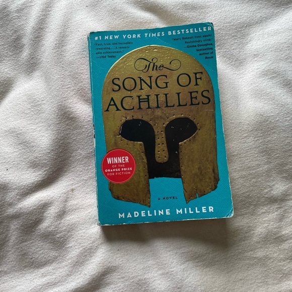 “The song of Achilles” book - Picture 1 of 2